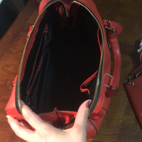 BCBG Carryall Bowler Bag - Picture 5 of 8